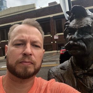 Meet your Posher, Brent